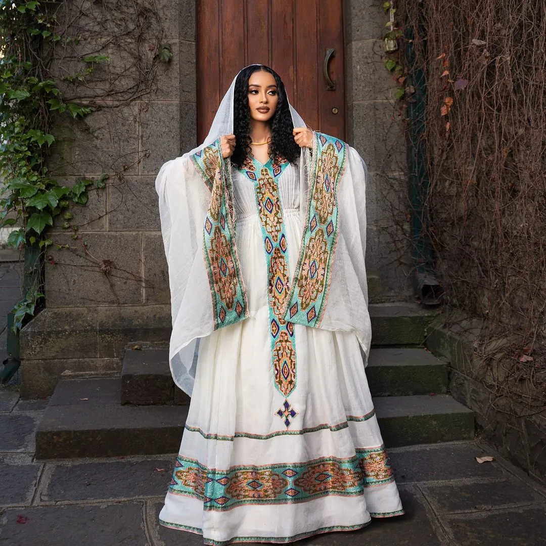 Beautiful Cultural Habesha Dress: with  Adorable Intricated Embroidery Ethiopian Traditional Dress for Holidays and Celebrations Habesha Kemis