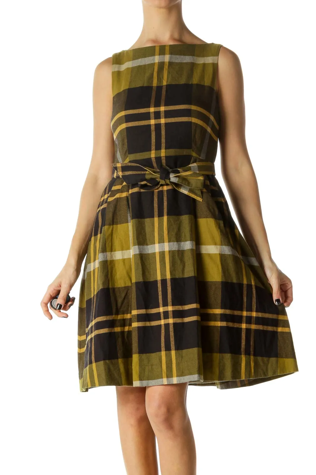 Black, Green and Beige Plaid Pocked Belted Knit Dress