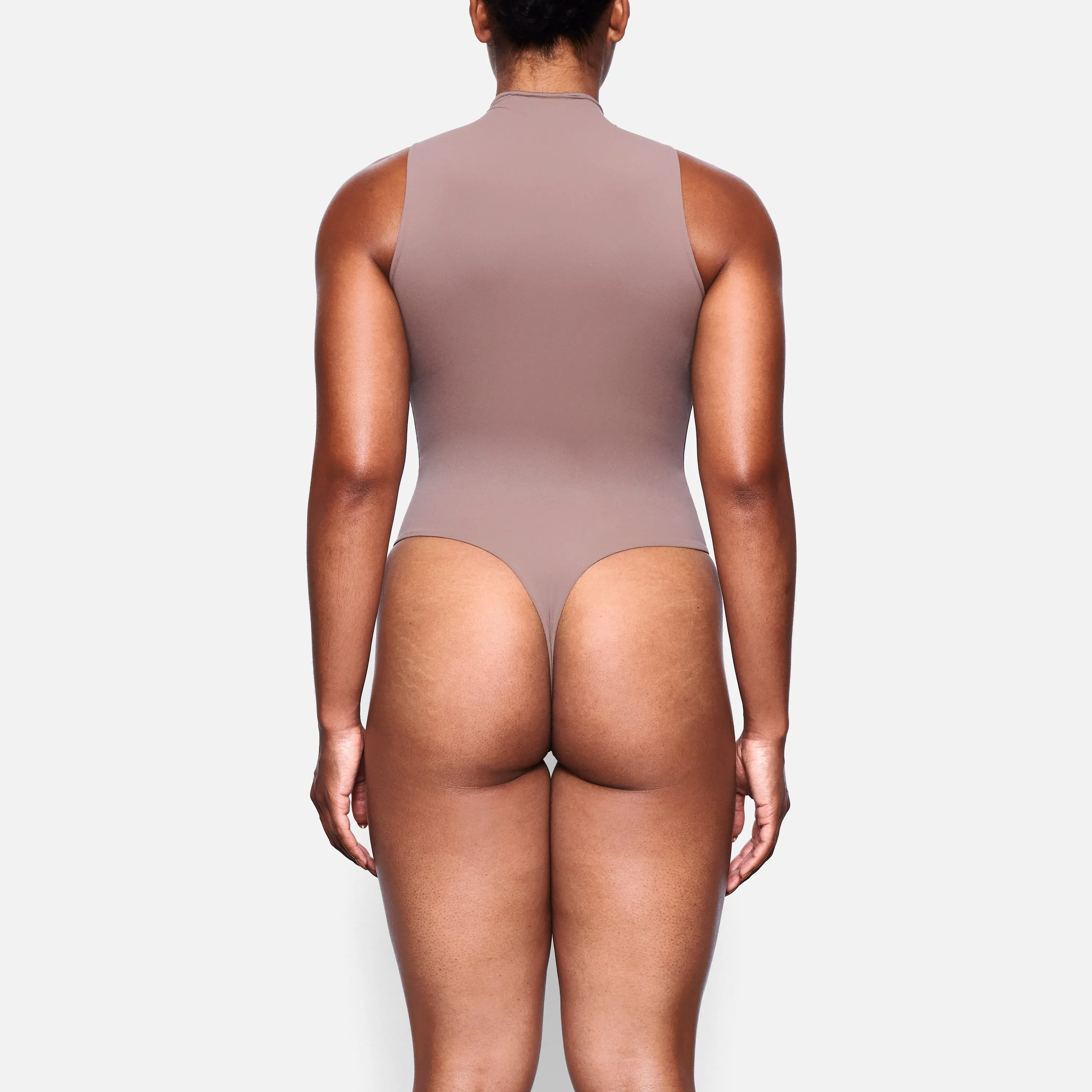 FITS EVERYBODY SLEEVELESS MOCK NECK BODYSUIT | UMBER