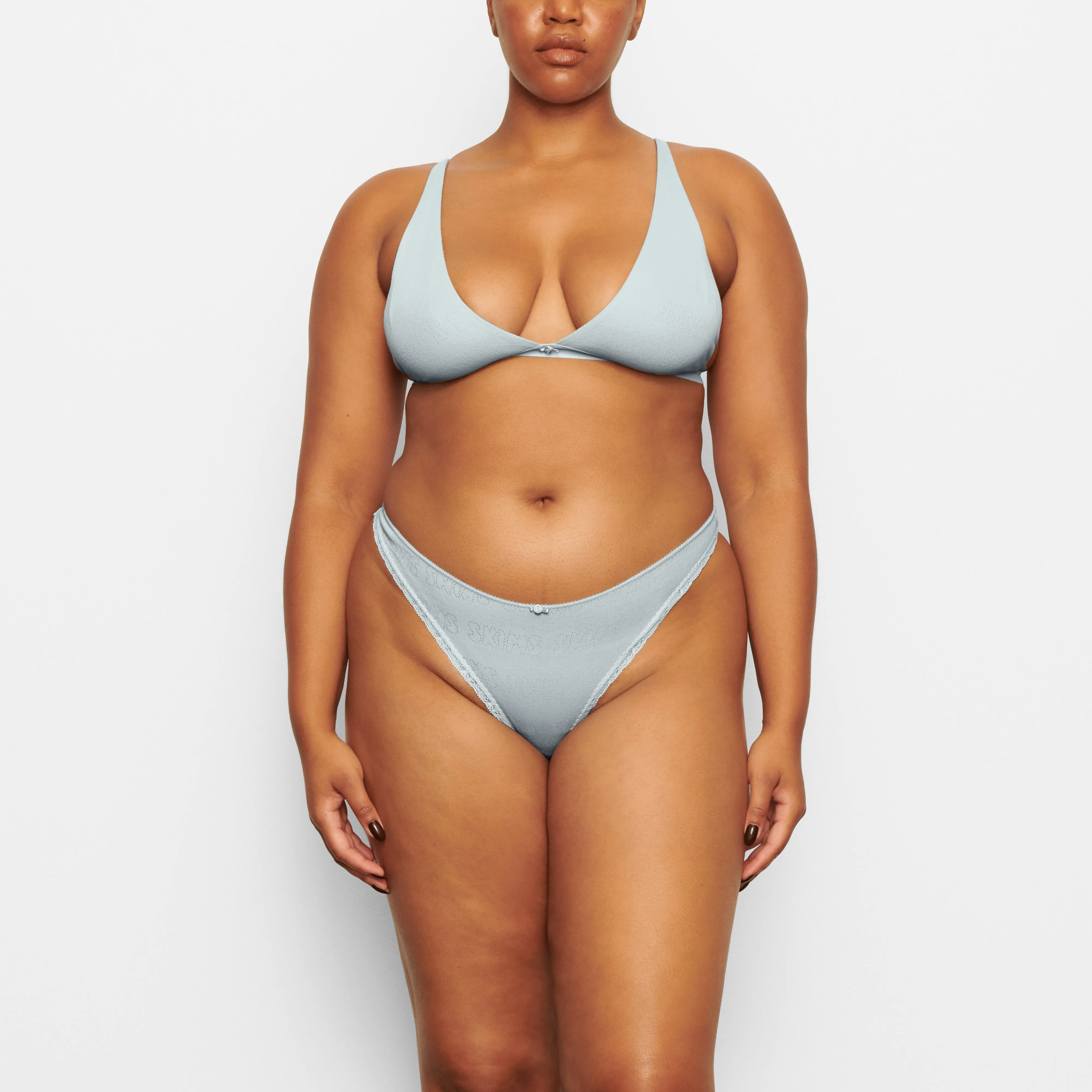 LACE POINTELLE THONG | SKY