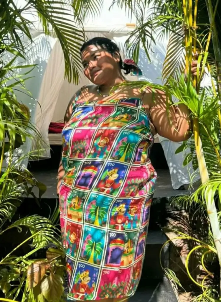 Sikka Dress